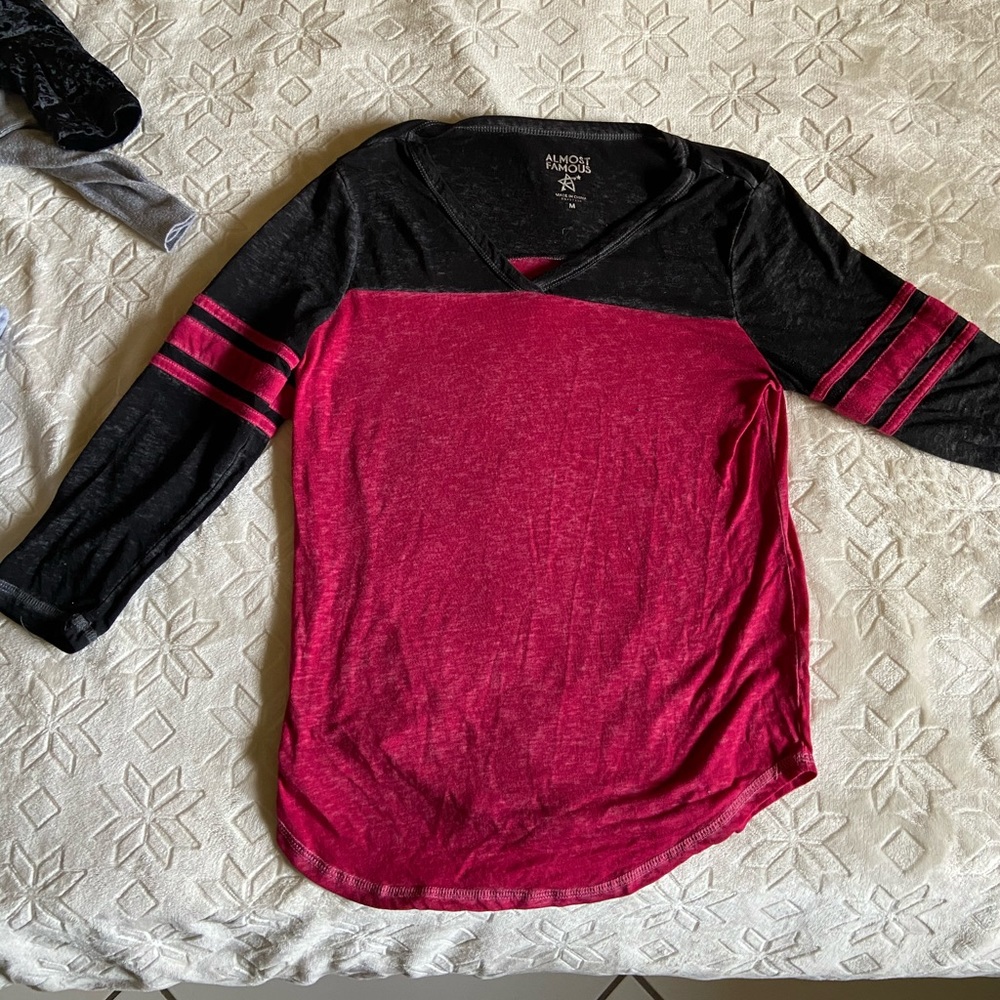 Pink and black vneck longsleeeve